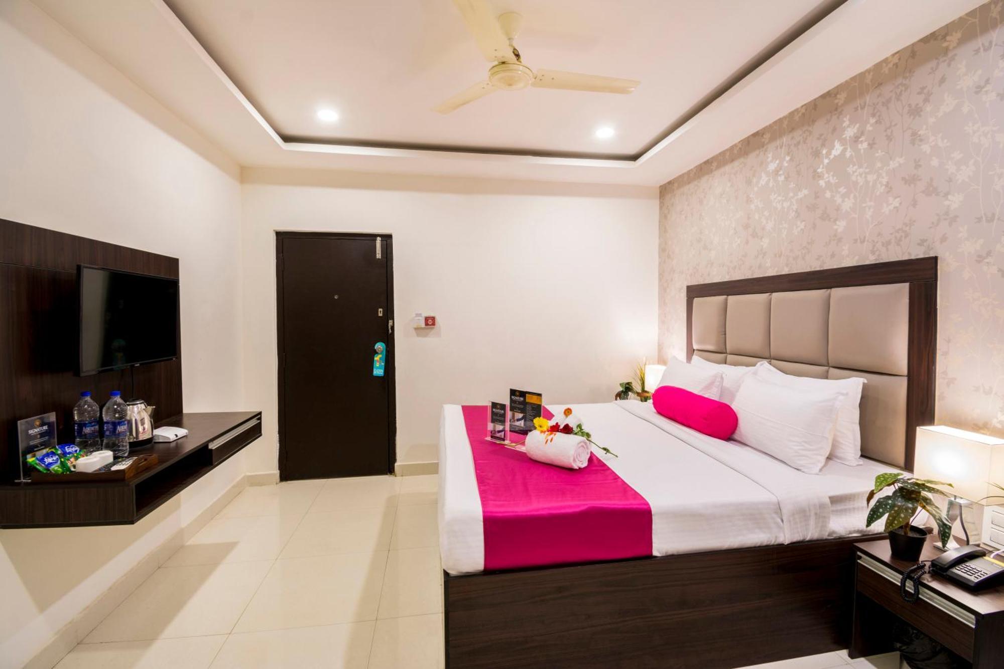 Hotel Fortune Hyderabad Airport Zone エクステリア 写真